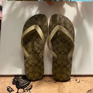 COACH WOMENS FLIP-FLOPS